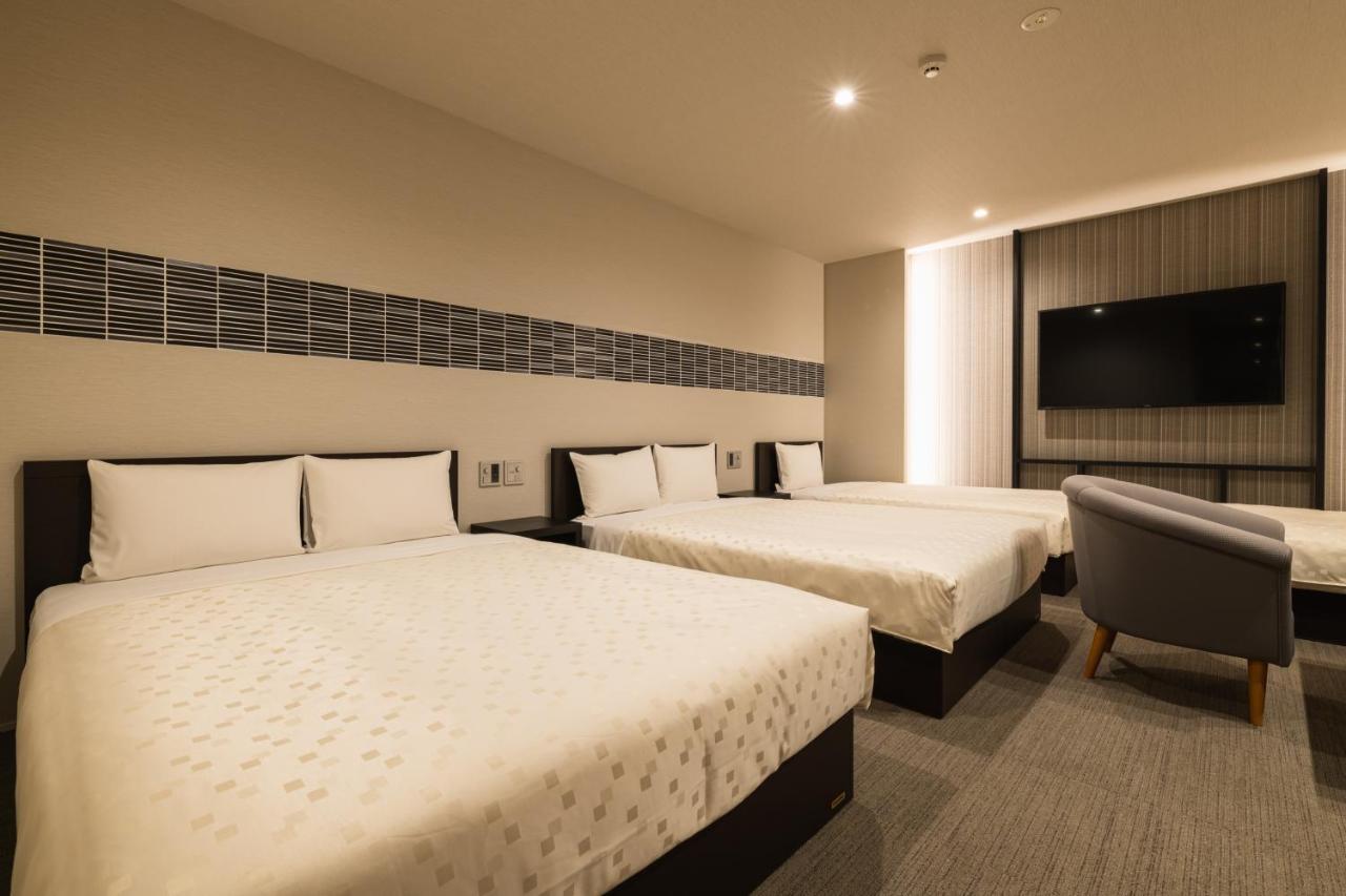Grand Base Hakata Naraya Hotell Fukuoka  Exteriör bild